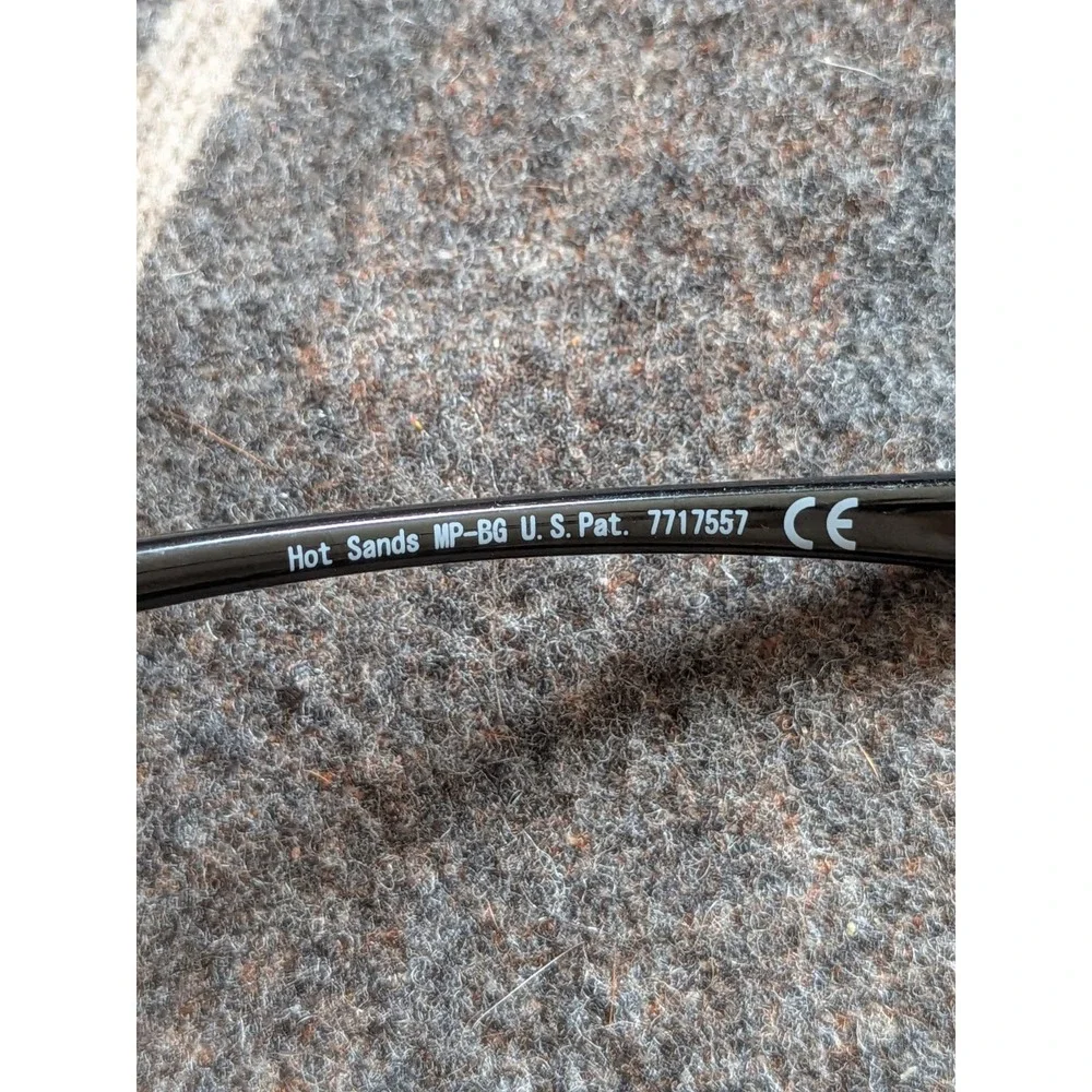 MAUI JIM Hot Sands 426-02 Black/neutral Gray Frames. 71/16-116
